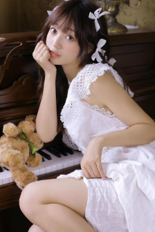 衣服一扯小兔子出来了